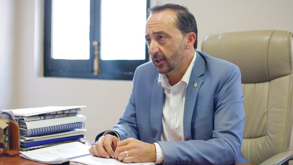 Entrevista al Alcalde de Peligros, Roberto García, en el periódico 'Ahora Granada'